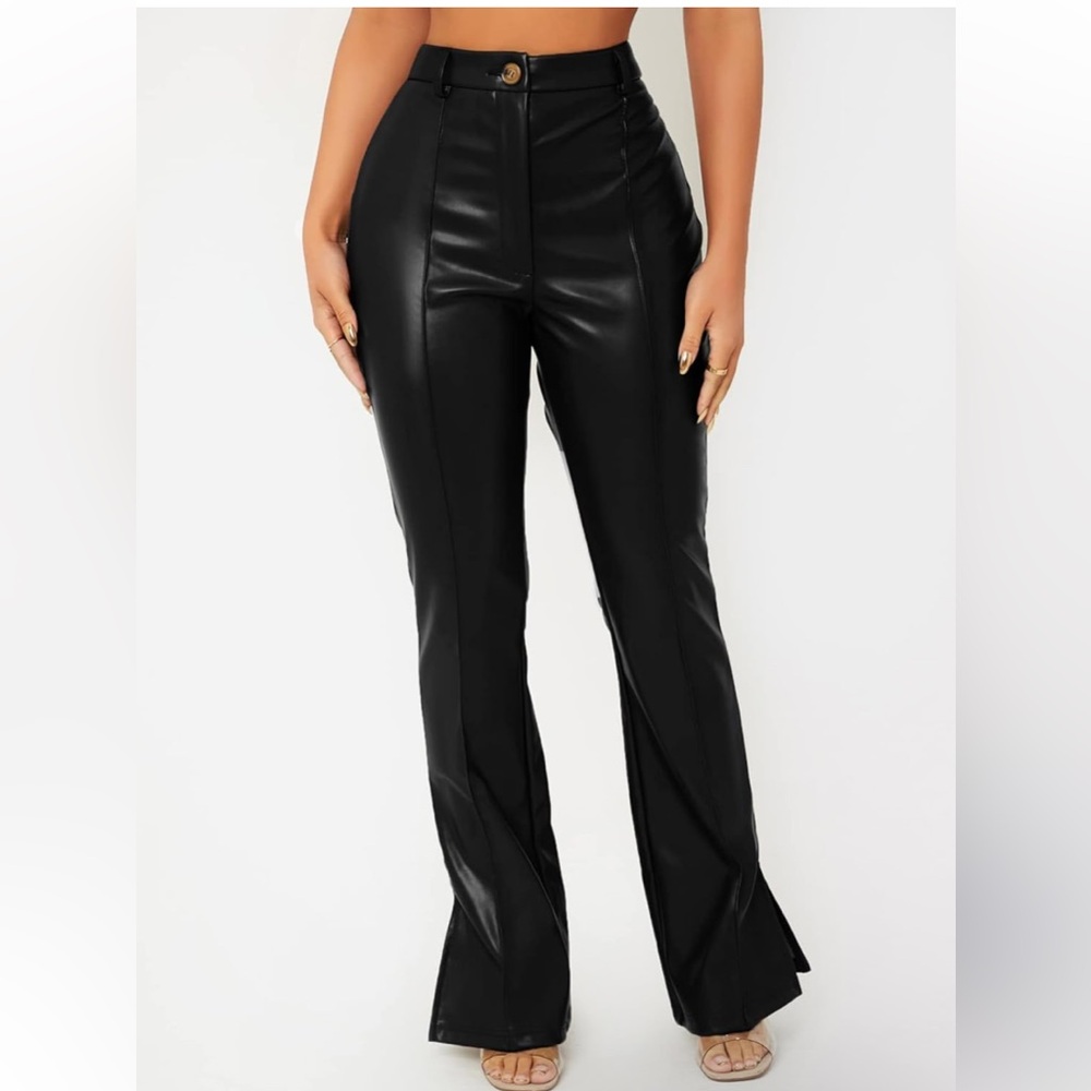 NWT Make Me Chic Size M Black Zipper Fly Split Hem Pants